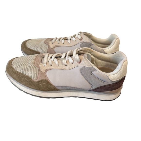 Women's Multi-Color Sneakers - Picture 1 of 9